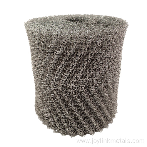 Ginning knitted wire mesh